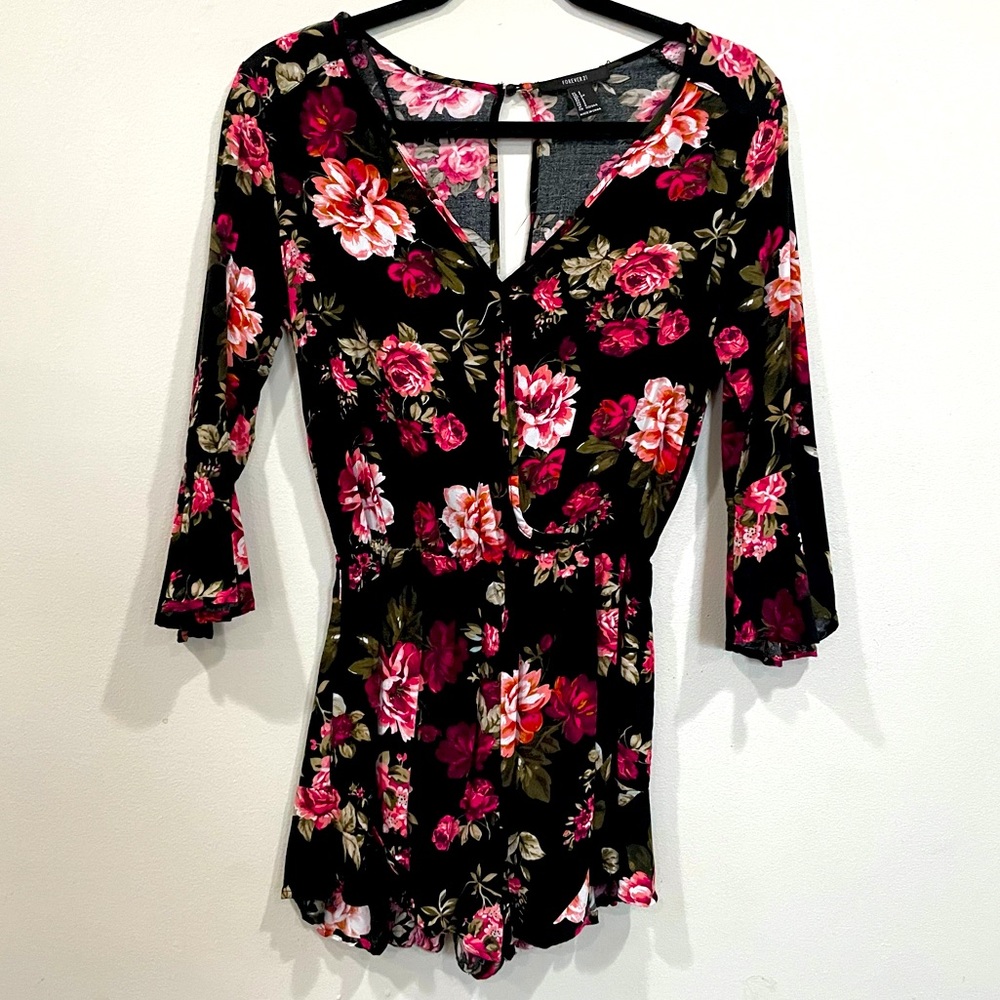 Floral Flowy Bell Sleeve Romper